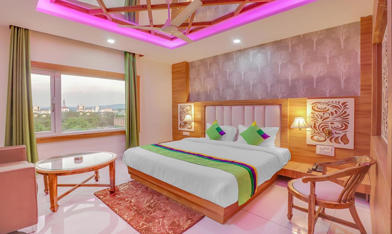 Hotel Treebo Tropical Roots, Bhupatwala Haridwār Esterno foto