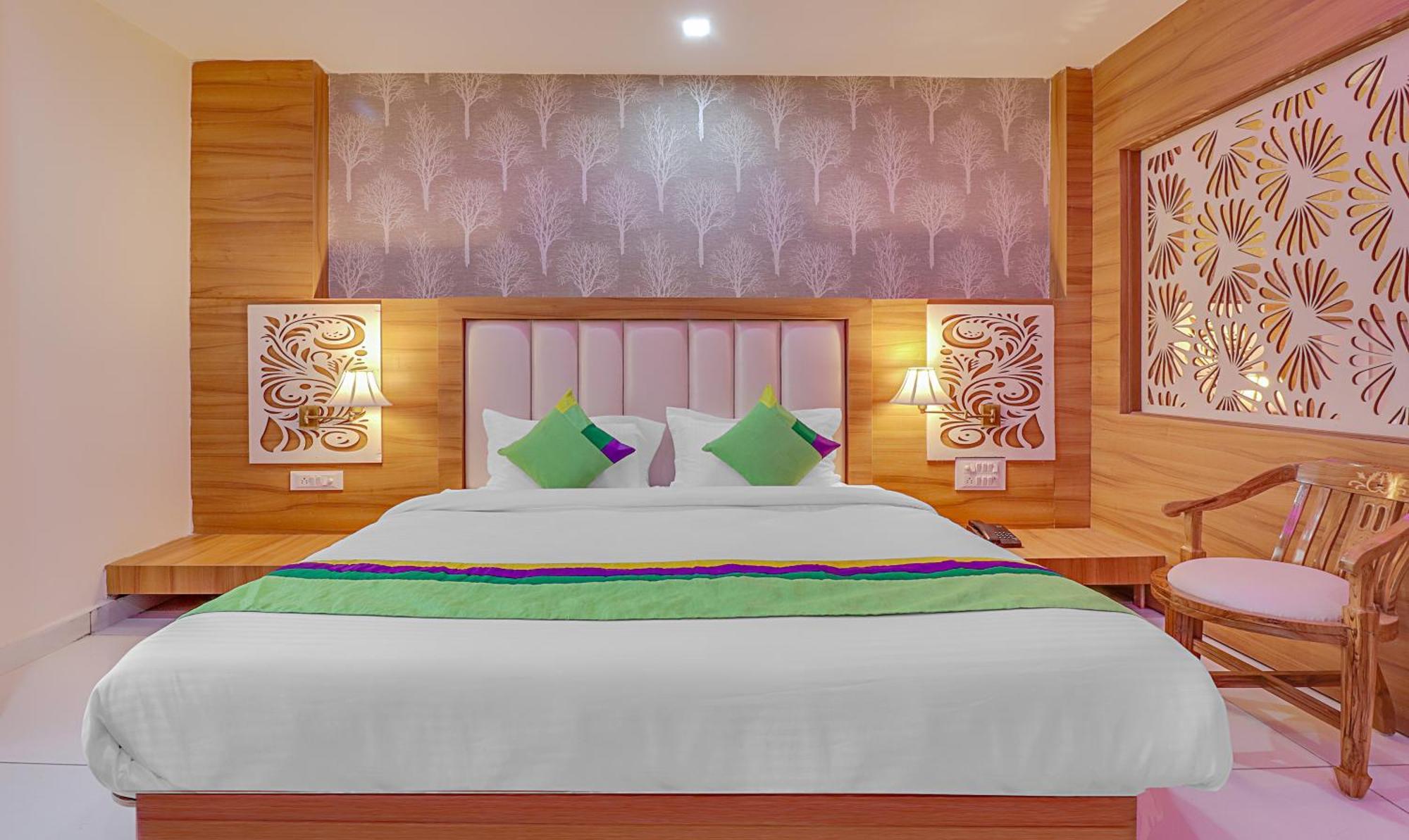 Hotel Treebo Tropical Roots, Bhupatwala Haridwār Esterno foto